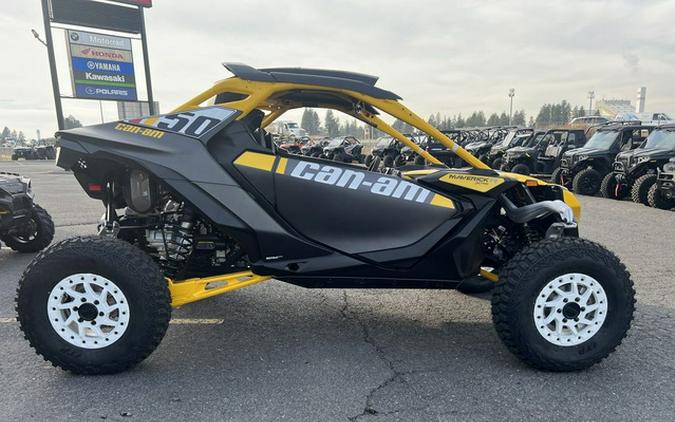 2024 Can-Am Maverick R X RS with Smart-Shox Carbon Black & Neo