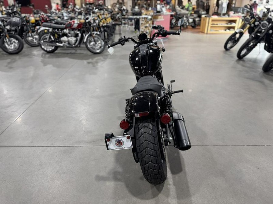 2025 Indian Motorcycle® Scout® Bobber Limited +Tech Black Metallic