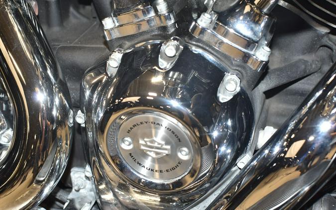 2021 Harley-Davidson Tri Glide Ultra Vivid Black