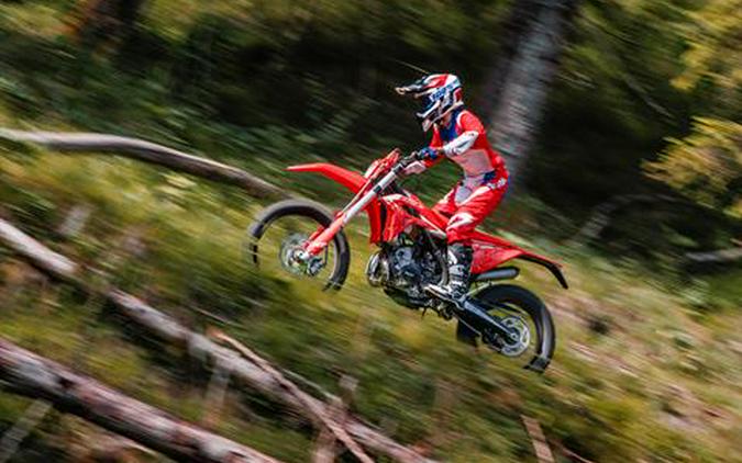 2027 Beta X-Trainer 200