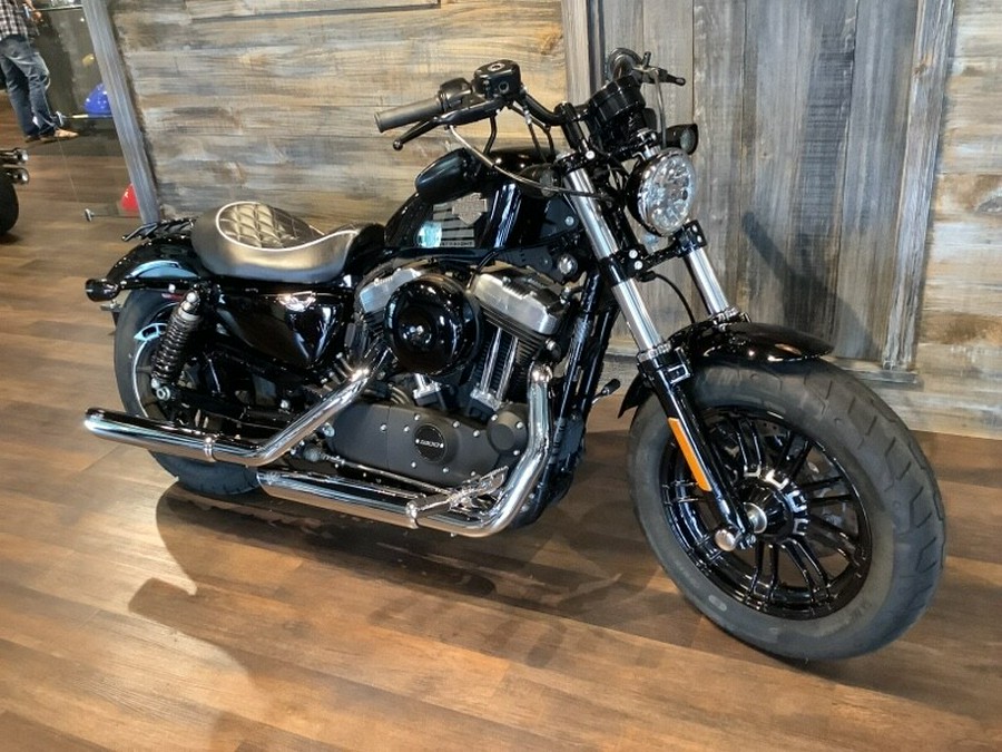 Harley-Davidson Forty-Eight 2017 XL 1200X U052-17 Vivid Black