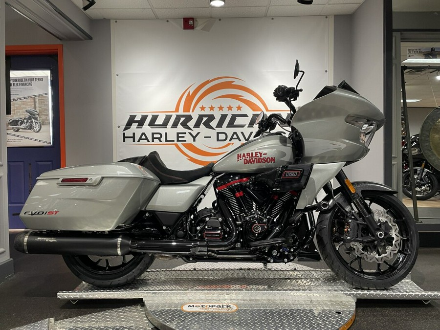 2025 Harley-Davidson® CVO™ Road Glide® ST