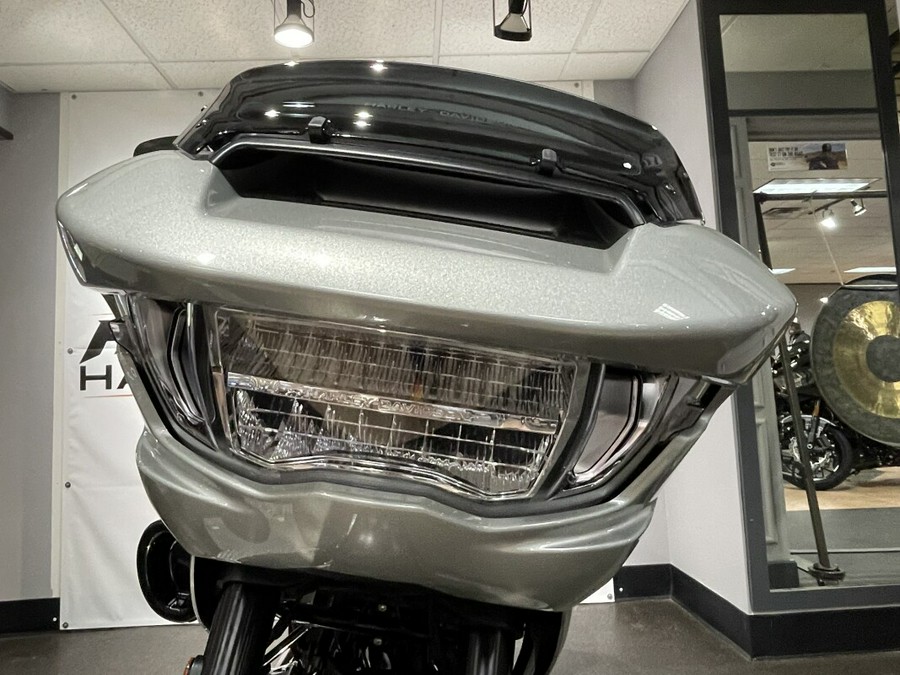 2025 Harley-Davidson® CVO™ Road Glide® ST