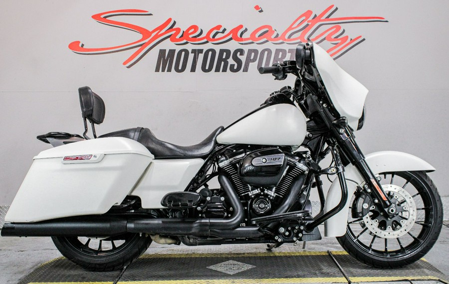2018 Harley-Davidson Street Glide® Special