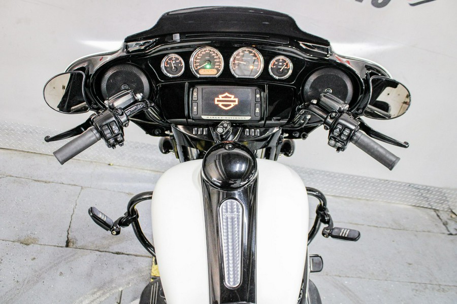 2018 Harley-Davidson Street Glide® Special