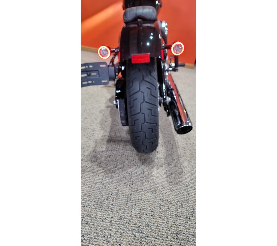 FXBB 2025 Street Bob™