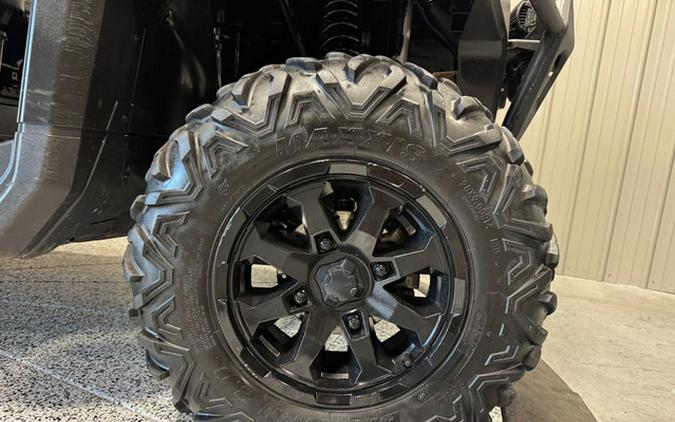 2022 Can-Am Defender PRO XT HD10