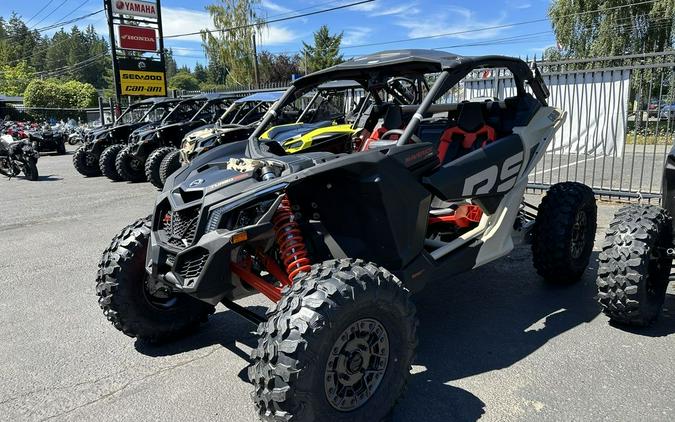 2023 Can-Am® Maverick X3 X rs Turbo RR Desert Tan / Carbon Black / Magma Red