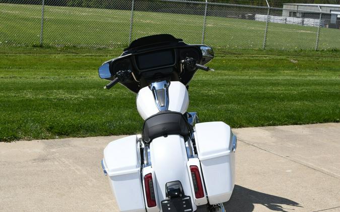 FLHX 2024 Street Glide®