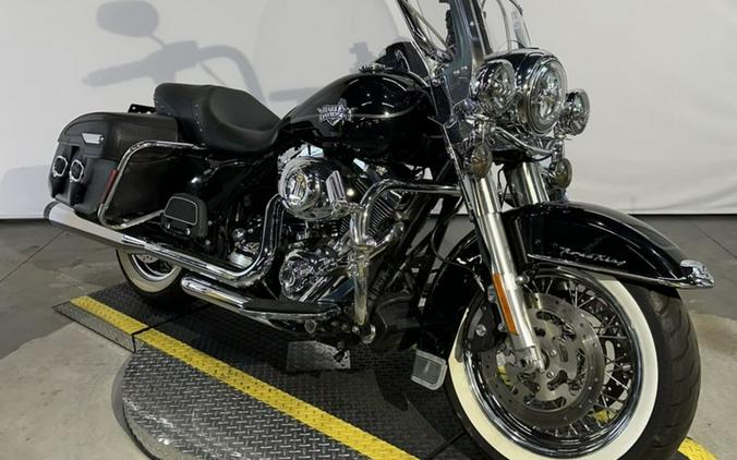 2011 Harley-Davidson® FLHRC - Road King® Classic