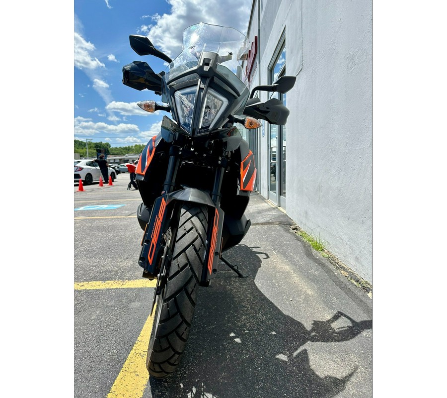 2022 KTM 890 ADVENTURE