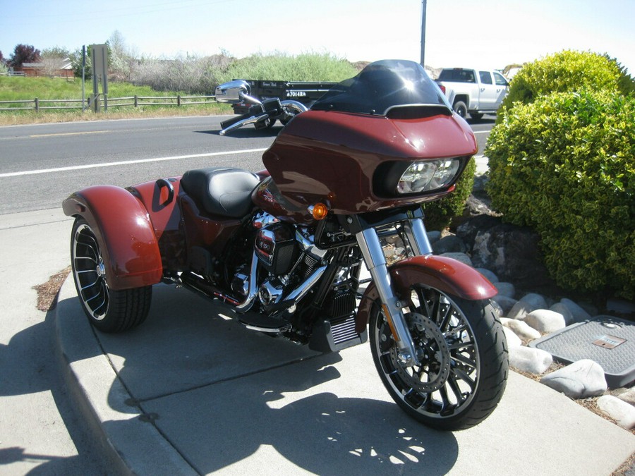 2024 Harley-Davidson Road Glide 3 Red Rock