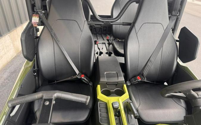 2026 Yamaha Wolverine Rmax4 1000 Compact R-Spec