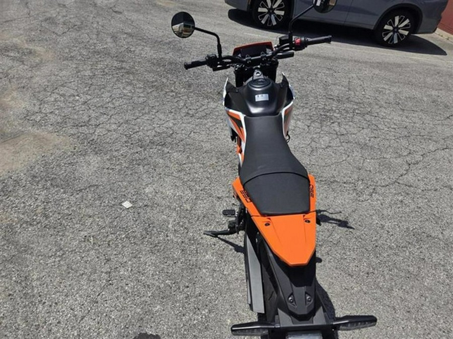 2026 KTM SMC 390 R