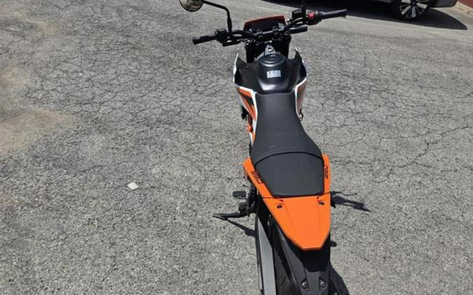 2026 KTM SMC 390 R