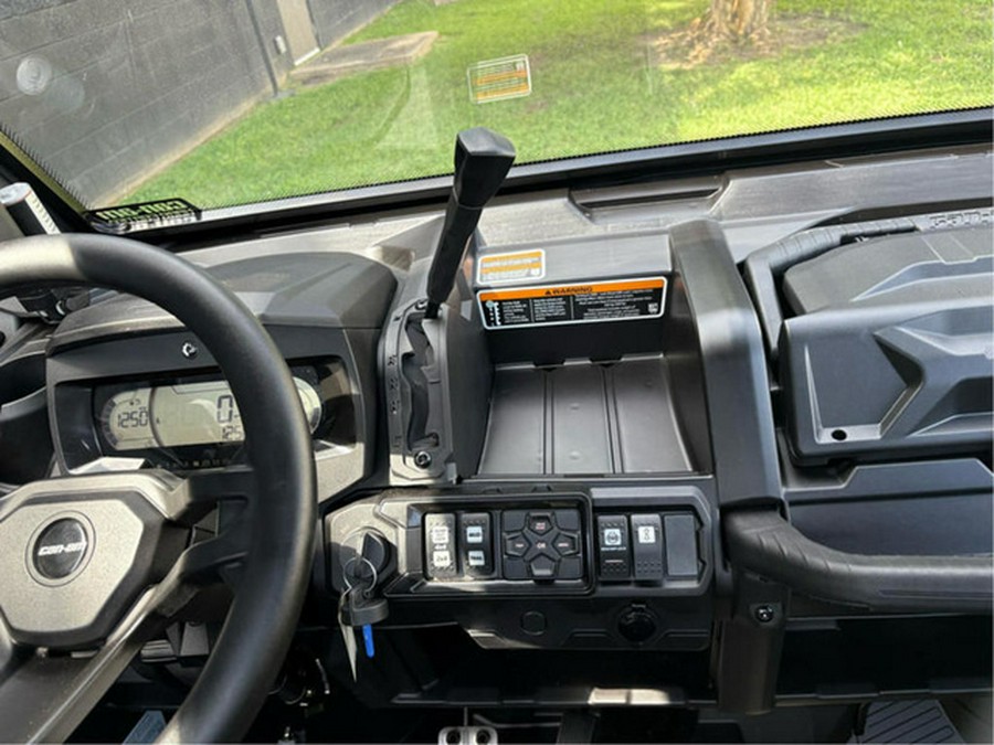 2025 Can-Am Defender X mr with Half-Doors HD10 Wildland Camo