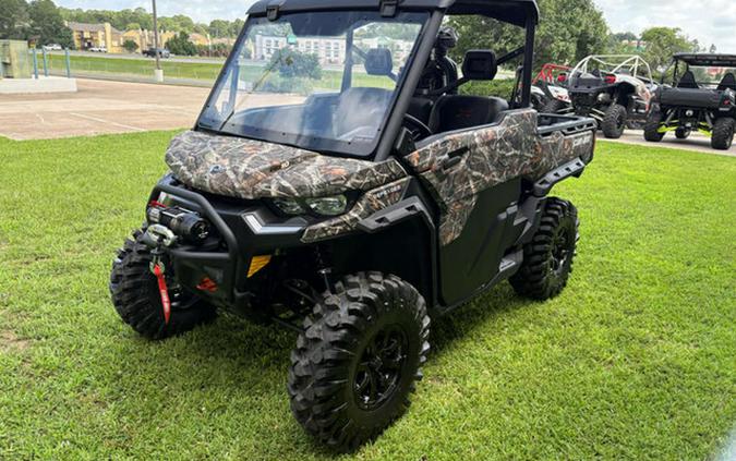 2025 Can-Am Defender X mr with Half-Doors HD10 Wildland Camo