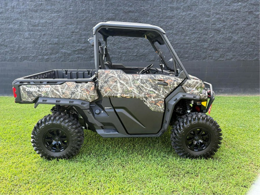 2025 Can-Am Defender X mr with Half-Doors HD10 Wildland Camo