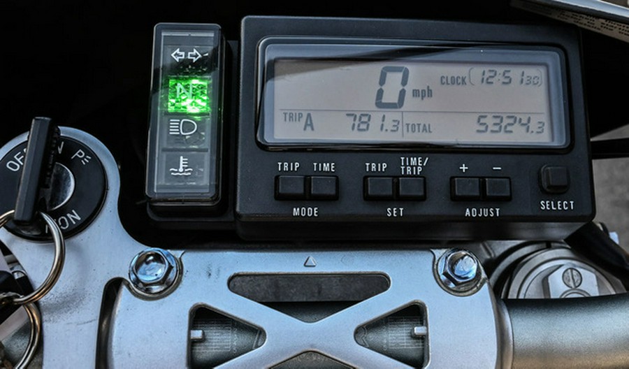 2022 Suzuki DR-Z 400SM