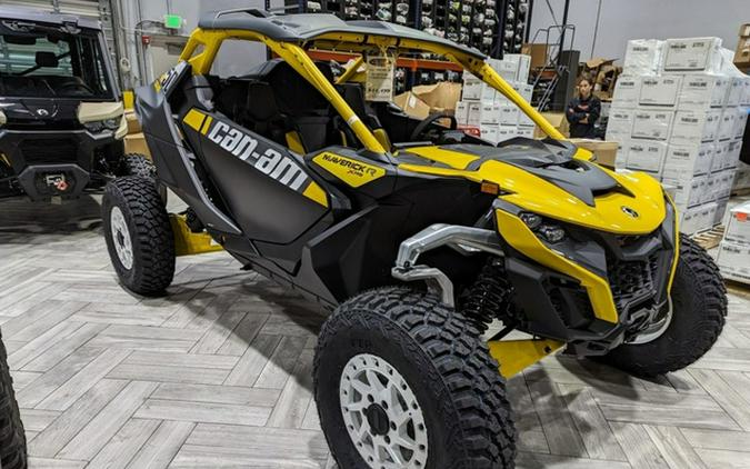 2024 Can-Am Maverick R X Triple Black