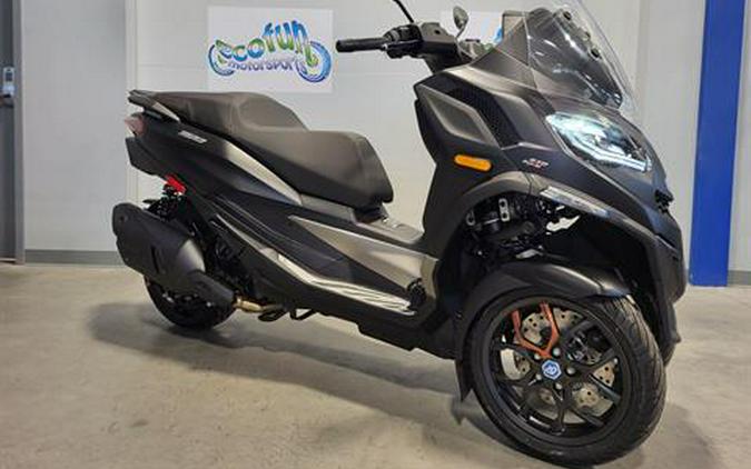 2024 Piaggio MP3 530 Exclusive