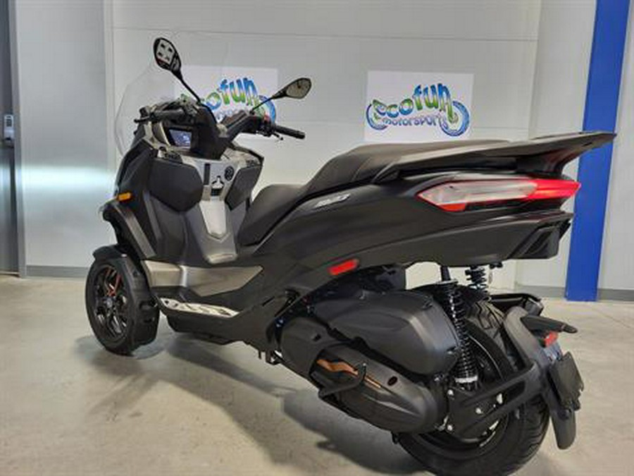 2024 Piaggio MP3 530 Exclusive