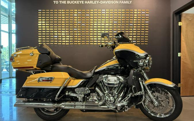 2012 Harley-Davidson® CVO™ Ultra Classic® Electra Glide® Crystal Citron & Diamond Dust with Big City