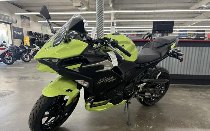 2026 NINJA 500 - Kawasaki