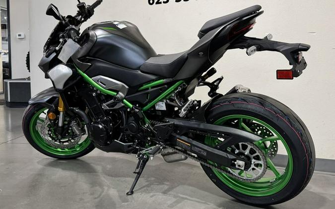 2027 Kawasaki Z900 SE ABS