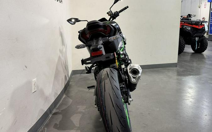 2027 Kawasaki Z900 SE ABS