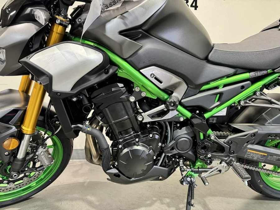 2027 Kawasaki Z900 SE ABS