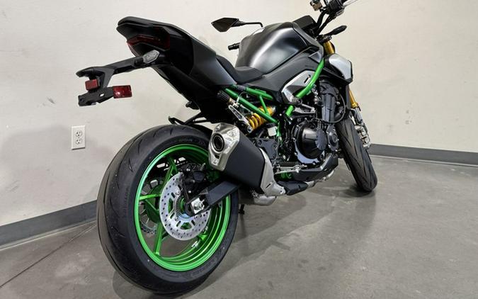 2027 Kawasaki Z900 SE ABS