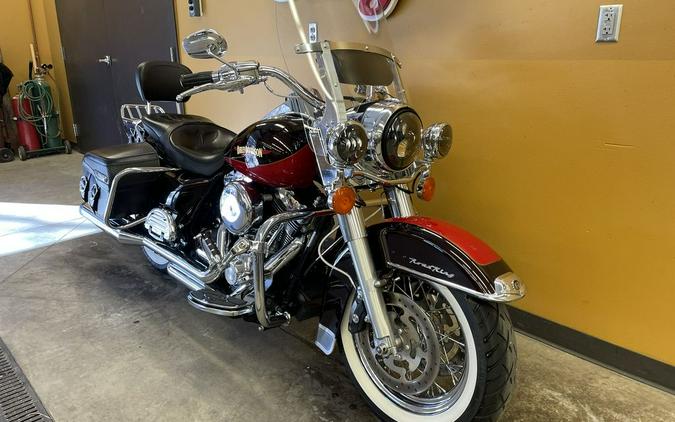 2010 Harley-Davidson® FLHRC - Road King® Classic