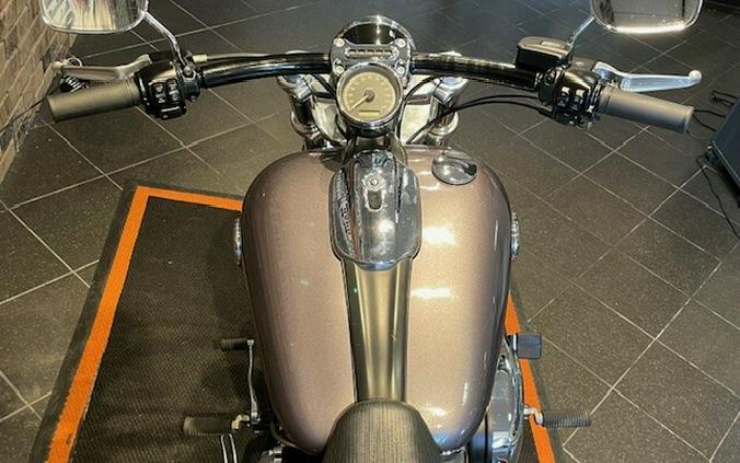 2015 Harley-Davidson Breakout