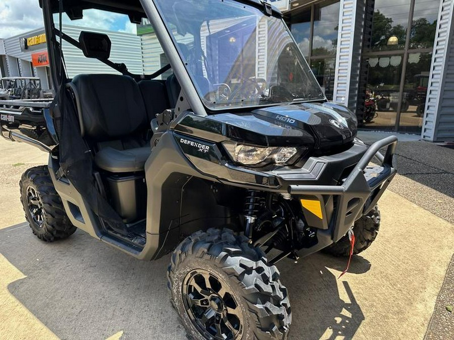 2024 Can-Am® Defender XT HD10