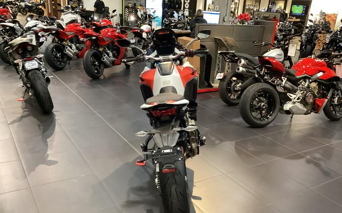 2024 Ducati Multistrada V4 RS