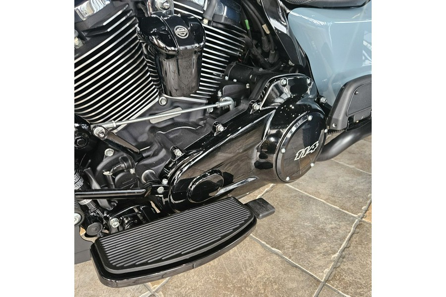 2024 Harley-Davidson® ROAD GLIDE 3