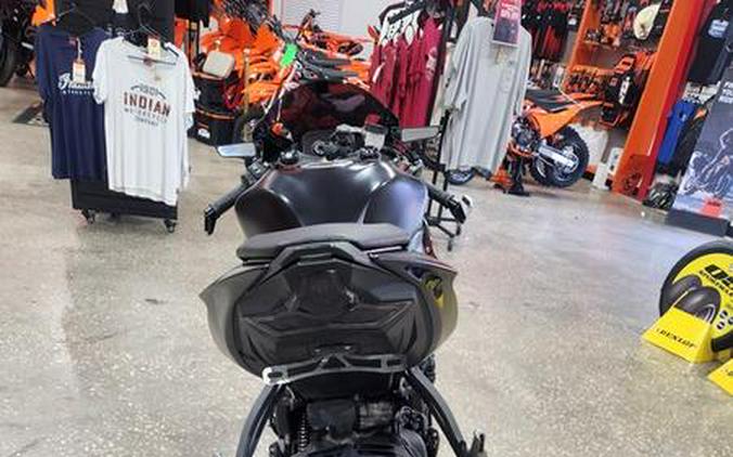 2024 Kawasaki Ninja® ZX™-6R Base