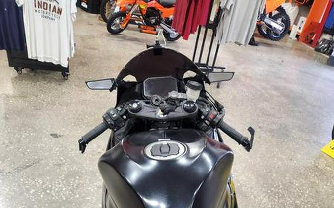 2024 Kawasaki Ninja® ZX™-6R Base