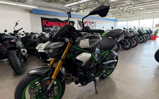 2026 Kawasaki Z900 SE ABS