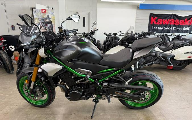 2026 Kawasaki Z900 SE ABS