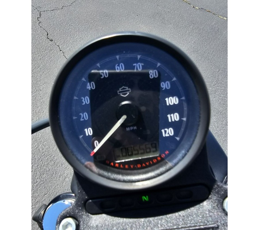 2020 Harley-Davidson® XL883N - Sportster® Iron 883™