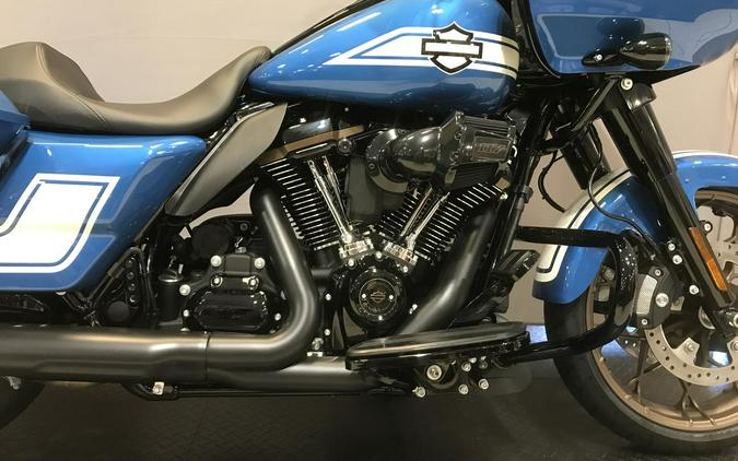 Harley-Davidson® Road Glide® ST 2023