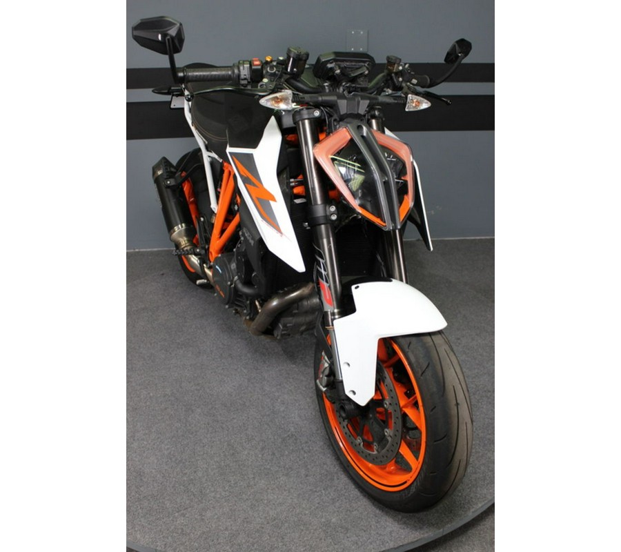 2017 KTM Super Duke 1290 R