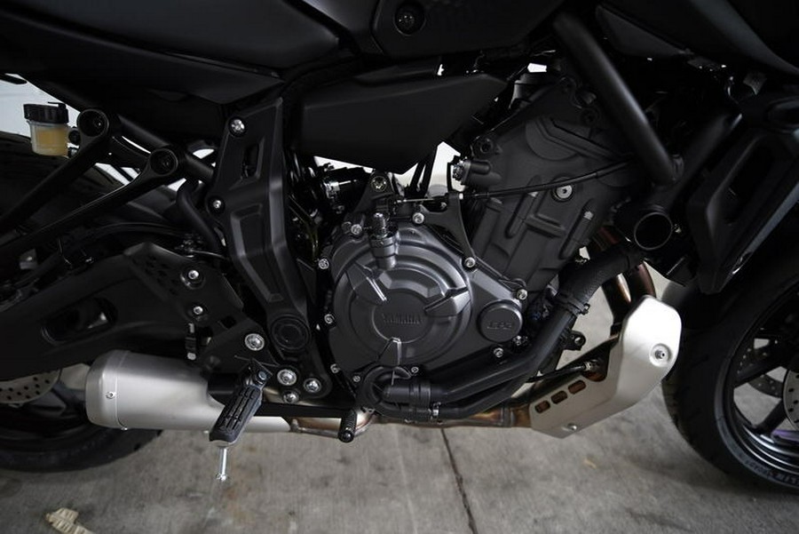 2024 Yamaha MT-07 - MATTE RAVEN BLACK