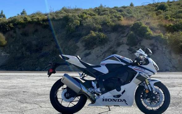 2025 Honda CBR1000RR