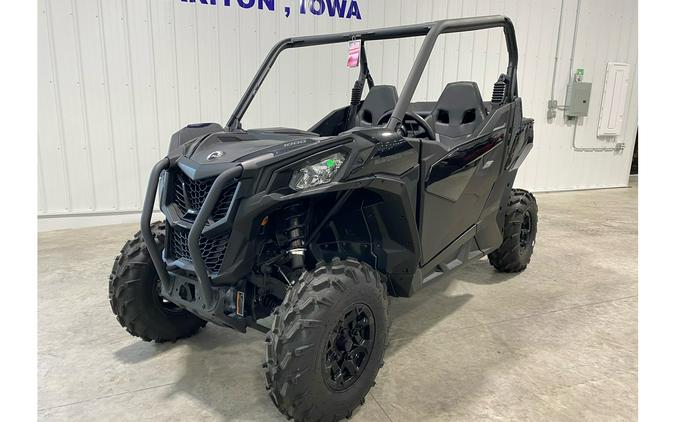 2023 Can-Am Maverick Trail DPS 1000