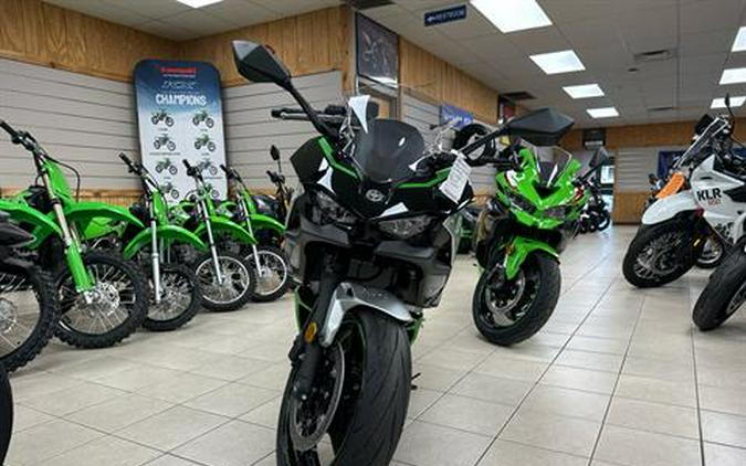 2024 Kawasaki Ninja 7 Hybrid ABS