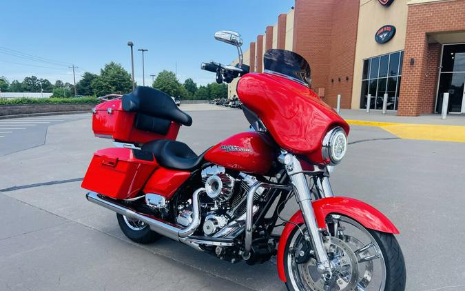 2011 Harley-Davidson Street Glide FLHX