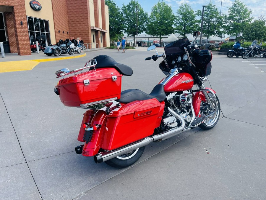 2011 Harley-Davidson Street Glide FLHX